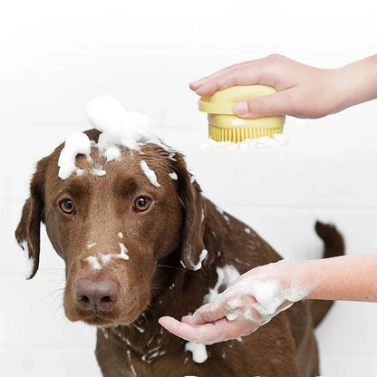 Cepillo 2 en 1 con dispensador de shampoo para mascotas